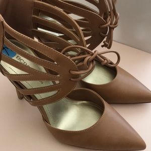 BCBGeneration Laser Cut Pumps